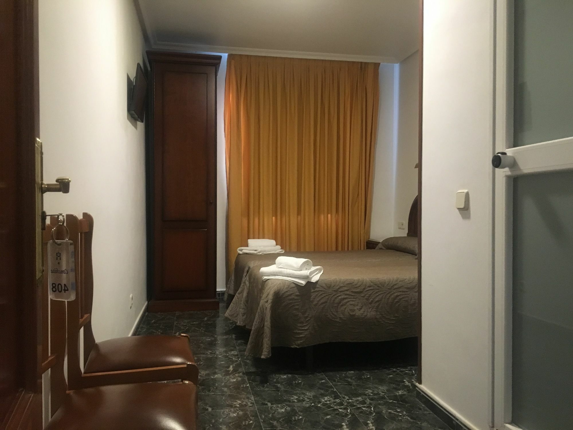 Hostal Conchita Legazpi Madrid Exterior photo